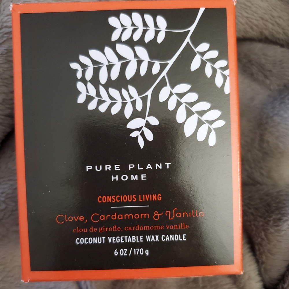 Vegan, clean burning coconut wax candle